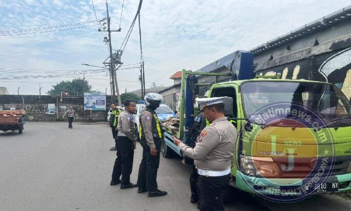 Polres Pelabuhan Tanjungperak Amankan Truk Curian Asal Mojokerto Satu Jam Pascadilaporkan Hilang