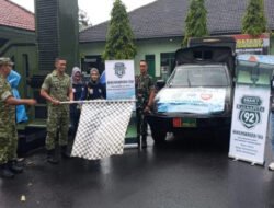 Kodim 0735 Surakarta Bersama Alumni SMAN 7 Bagikan 1.000 Takjil Untuk Berbuka Puasa