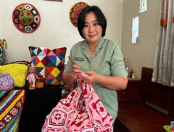 Kisah Inspiratif Anggota Persit Kartika Chandra Kirana Cabang L Kodim Surakarta Dalam Mengembangkan Ketrampilan Merajut