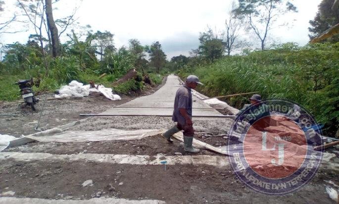 Kejar Target Akhir TMMD, Satgas Kodim Boyolali Pacu Pembangunan Talud dan Rabat Beton di Desa Mliwis