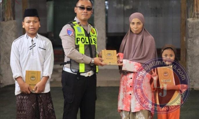 Police Goes to Pondok Pesantren, Satlantas Polres Gresik Tanamkan Tertib Lalu Lintas ke Santri