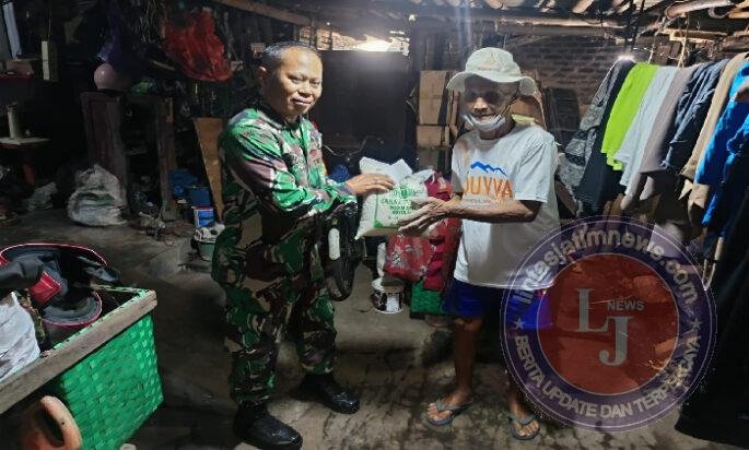 Babinsa Koramil 12/Simo Tebar Berkah Ramadhan, Zakat Fitrah Disalurkan Langsung ke Rumah Warga