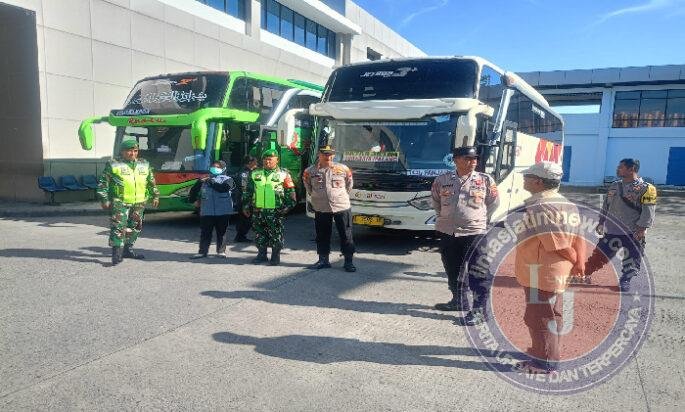 Sinergi TNI–Polri Jaga Arus Mudik, Pos Terpadu Terminal Purboyo Madiun Siaga Sambut Idulfitri 1447 H