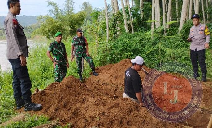 Babinsa Koramil 0801/01 Pacitan Turut Ikuti Razia Meriam Tanah Yang Menjadi Tradisi Warga Pacitan