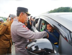 Tinjau Kalikangkung, Kapolri Pastikan Pelayanan hingga Rekayasa Lalin Optimal Hadapi Mudik