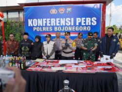 Polres Bojonegoro Bongkar Jaringan Peredaran Sabu dan Ganja, 13 Tersangka Ditangkap