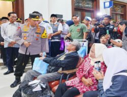 Tinjau Stasiun Tugu DIY, Kapolri Pastikan Puncak Arus Mudik Berjalan Aman