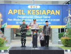 Kapolres Gresik Pimpin Apel Pengamanan Idulfitri 2026, Ajak Warga Takbiran di Masjid