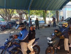 TNI-Polri Intensifkan Patroli Keamanan Wisatawan di Pantai Karanggongso Saat Libur Lebaran