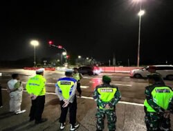 Aksi Sigap Babinsa di Exit Tol Adi Soemarmo, Arus Balik Lebaran Aman dan Pemudik Terbantu