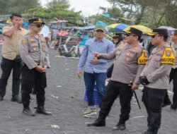 Polres Lumajang Tingkatkan Pengamanan Wisata Pantai Watu Pecak