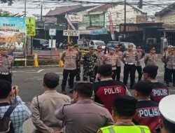 Sinergitas TNI-Polri Perkuat Pengamanan Lebaran Ketupat di Durenan Trenggalek