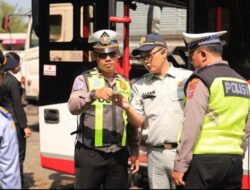 Pastikan Keselamatan Pemudik, Rampcheck Bus Dilakukan di Rest Area 726 B Wringinanom