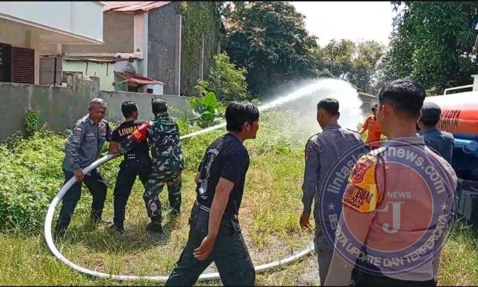 Upaya Kesiapsiagaan Bencana, Babinsa Joyotakan Gelar Latihan Pengoperasian Mesin Genset