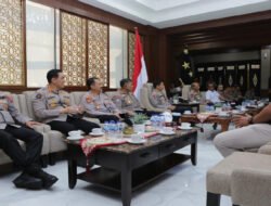 Polda Jatim Satukan Persebaya dan Arema, Perkuat Komitmen Laga Damai di Kanjuruhan