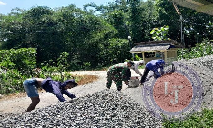Saat Babinsa dan Warga Bulu Bersatu, Jalan Rusak Berubah Jadi Harapan