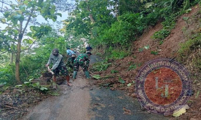 Hujan Deras Picu Longsor di Lereng Bodag, Solidaritas Warga dan BabinsaJadi Kekuatan