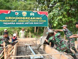 Senang Dibangun Jembatan Perintis Garuda, Warga Antusias Bergotong Royong Bersama TNI
