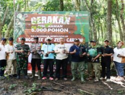 TNI Tanam 5.000 Pohon di Trenggalek, Aksi Nyata Menuju Net Zero Carbon 2045