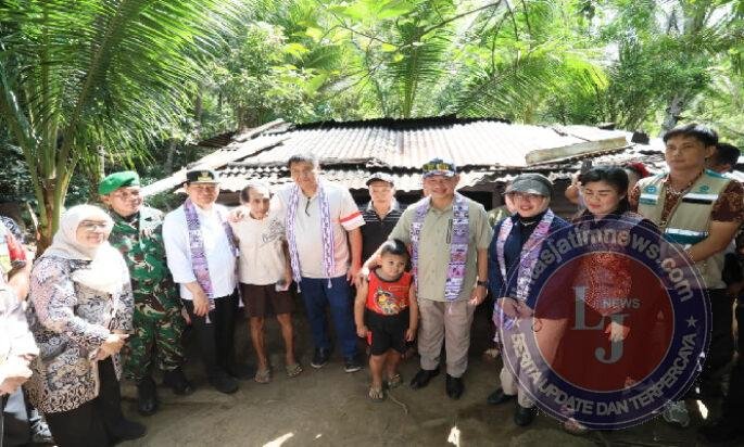 Tinjau Dampak Banjir Bandang di Sitaro, Mendagri: Pemerintah Akan Tangani Rumah Terdampak