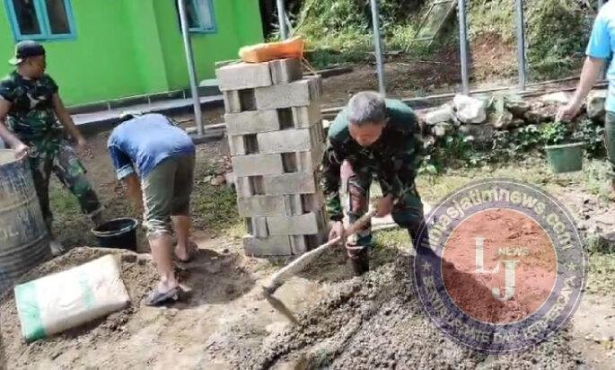 Wujud Nyata TNI Bangun Sarana Garjas B di Lingkungan Ponpes An Nur Wilayah Teritorial Di Pacitan