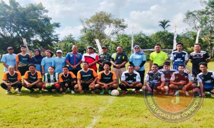 Dari Tradisi ke Lapangan Hijau, TNI Dukung Kebersamaan di Bersih Desa Trenggalek