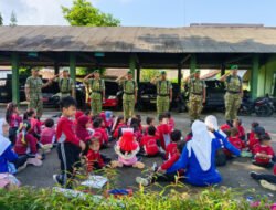 Seru! Anak PAUD di Trenggalek Belajar Profesi dan Disiplin Bareng TNI