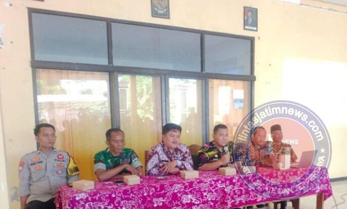 Babinsa Koramil 0801/09 Sudimoro Hadiri Pembentukan Panitia Penjaringan dan Penyaringan Perangkat Desa