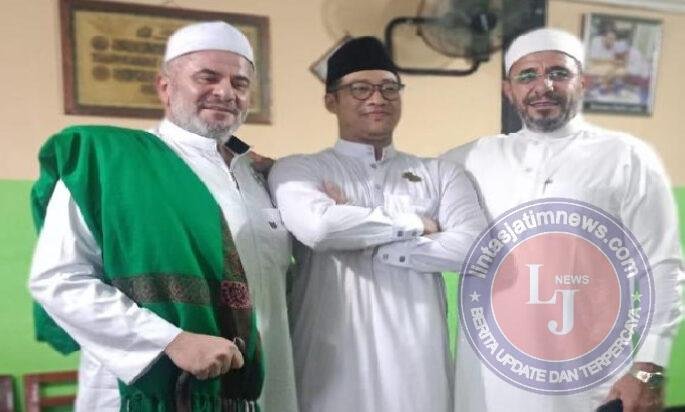 Selain Sebagai Atlet dan Santri, Muhammad Salim Juga Bekerja Sebagai Staff di Kementrian Imigrasi