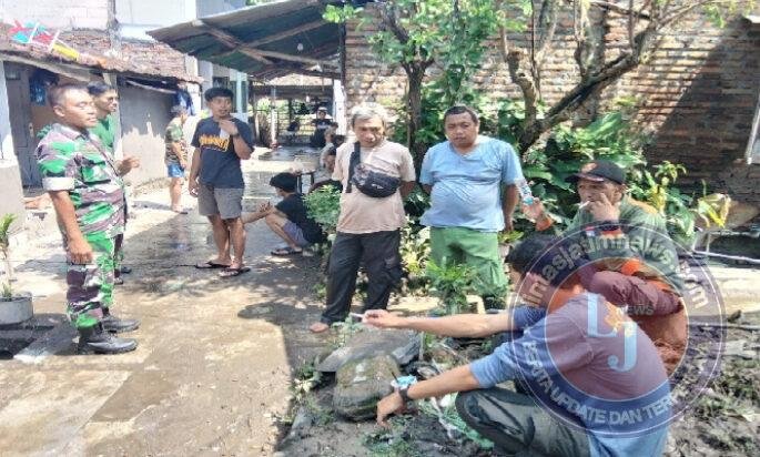 Sukseskan Solo Berseri, Babinsa Serengan Kerja Bakti Bersihan Lingkungan