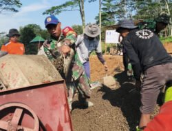 Tidak Mengenal Hari Libur, TNI dan Warga Girimarto Kebut Pembangunan Jembatan Penghubung Tiga Wilayah