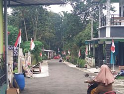 Merah Putih Berkibar di Sepanjang Jalan Urut Sewu, Kobarkan Api Cinta Tanah Air Warga