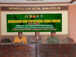 Gandeng Polri, Satgas TMMD Ke-128 Polri Sosialisasi Sadar Hukum