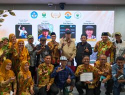 Peringati Hari Puisi Nasional, UnusaLuncurkan Buku Puisi Karya Dosen