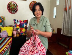 Hasil Ketekunan Merajut Anggota Persit Kartika Chandra Kirana Cabang L Kodim 0735 Surakarta