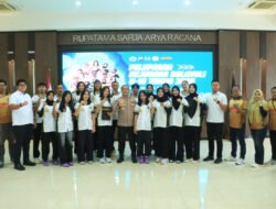 Kapolres Gresik Berangkatkan Atlet PBVSI Gresik ke Kejurnas Bolavoli U-18 2026
