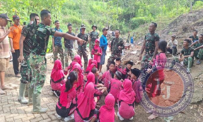 Mengenal TNI ala MI Himatul Ulum Desa Sukorejo