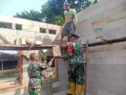 Gotong Royong Satgas TMMD dan Warga, Pemasangan Hebel RTLH di Kauman Dikebut