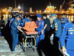 Satpolairud Polres Gresik Lakukan Pencarian 2 ABK Hilang Perahu Tenggelam