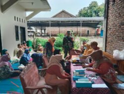 Menguatkan Senja Para Lansia, Babinsa Kedondong Aktif Dampingi Posyandu