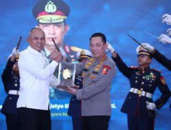 Kapolri Terima Adhi Bhakti Senapati, Jadi Motivasi Perkuat Sinergi Keamanan Siber