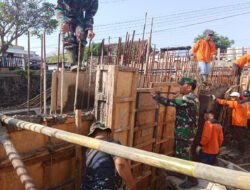 Pupuk Kegotong Royongan Koramil 04/Jebres Bersama Masyarakat Terus Genjot TMMD Sengkuyung Tahap II