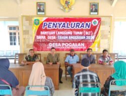 Sinergitas TNI-Polri dan Pemda Trenggalek Kawal Penyaluran BLT Warga Kurang Mampu di Desa Pogalan