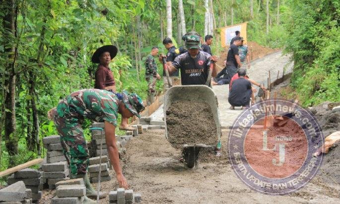 Pemasangan Paving Capai 78,10 Persen
