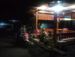 Malam Hari Tetap Siaga, Babinsa dan Bhabinkamtibmas Sambi Patroli Jaga Kondusifitas Wilayah