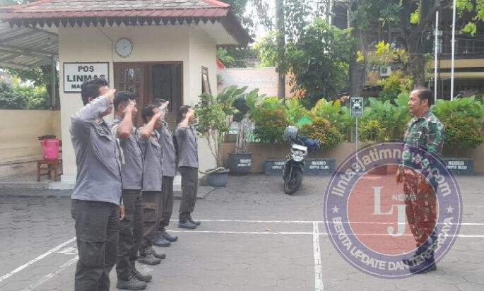 Peran Aktif Babinsa Manahan Dalam Membentuk Karakter Yang Handal Dalam Bertugas Bagi Anggota Linmas