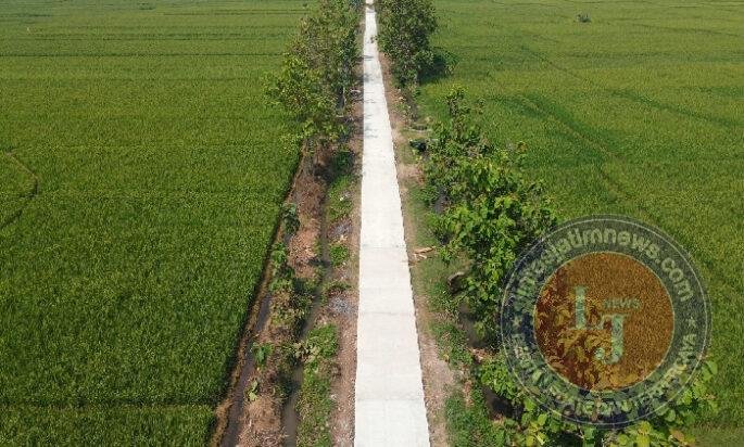 Jalan Sawah “Bak Arena Balap”, Hadiah TMMD ke – 128 Kodim Sragen untuk warga