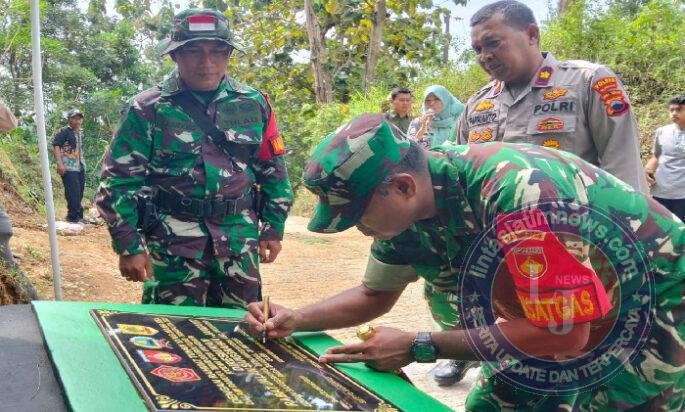 Resmikan Jalan Hasil TMMD Di Desa Hargantoro, Ini Harapan Dandim Wonogiri