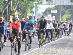 Gowes Kebersamaan, Dandim Madiun dan Forkopimda Semarakkan Harlah IPARI ke-3