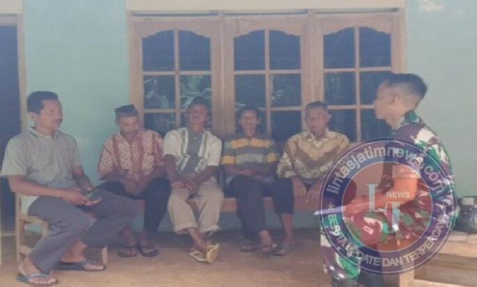 Babinsa Koramil Jatisrono Pererat Kebersamaan Dengan Warga Sidorejo
